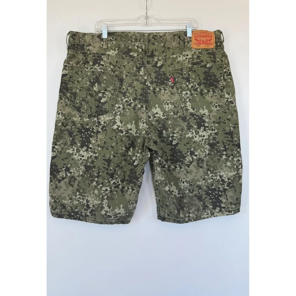 Levis 469 Loose Fit Green Digital Camo Denim Shorts‎ Mens W42 Fits 41 Utility